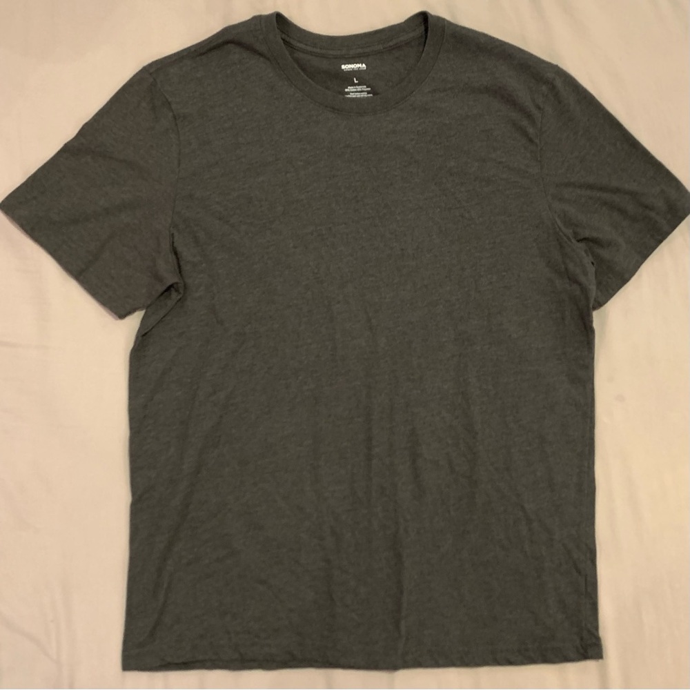 Sonoma gray tshirt - Large